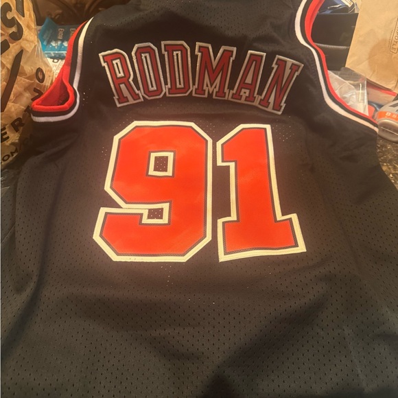 Brand new Chicago Bulls - Dennis Rodman jersey - Picture 3 of 3